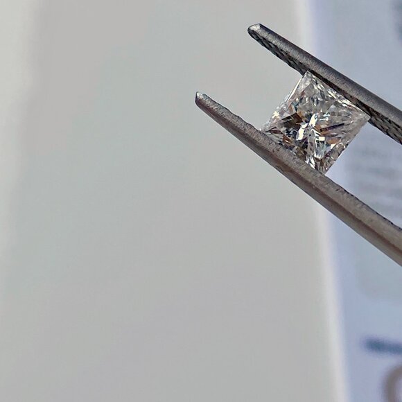 1.07ct GIA Natural Diamond, Colorless, Princess Cut - Picture 4 of 8